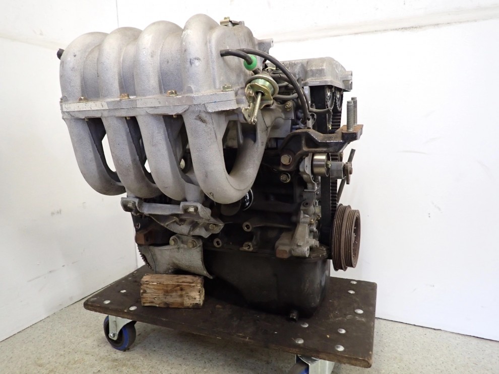 MAZDA 323 BJ 98-01 1,6 i SILNIK BENZYNA MOTOR ZM 86 000 Km 7/10