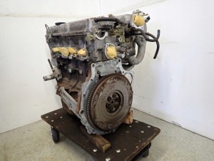 MAZDA 323 BJ 98-01 1,6 i SILNIK BENZYNA MOTOR ZM 86 000 Km 4/10 MINIATURA