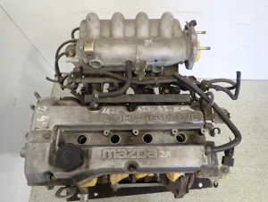 MAZDA 323 BJ 98-01 1,6 i SILNIK BENZYNA MOTOR ZM 86 000 Km 5/10 MINIATURA