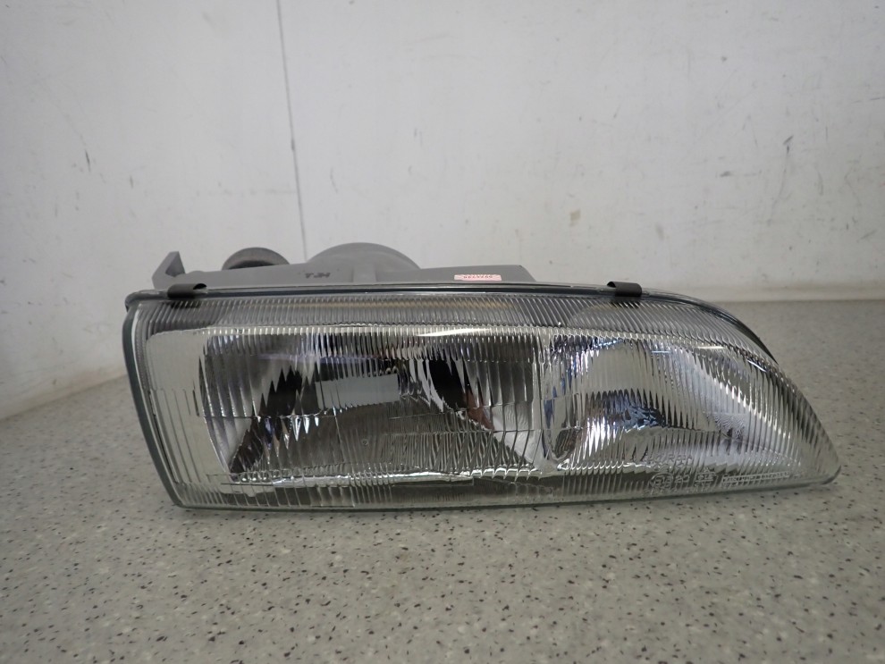 HYUNDAI H100 94-96 LAMPA PRZEDNIA PRAWA REFLEKTOR PRAWY NOWY 1/5