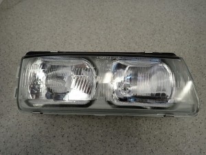 MITSUBISHI GALANT 88-92 REFLKTOR PRAWY LAMPA PRZEDNIA PRAWA NOWA DEPO 1/7 MINIATURA