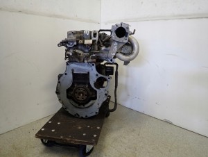 MAZDA 323 BJ 98-01 1,5 i SILNIK BENZYNA MOTOR ZL 152 800 Km 5/7 MINIATURA