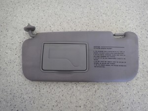 HYUNDAI GETZ 02-10 DASZEK PRZECIWSŁONECZNY LEWY 1/5 MINIATURA