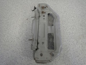 TOYOTA YARIS II 06-09 WSPORNIK PIONOWY PRAWY PASA PRZEDNIEGO 2/4 MINIATURA