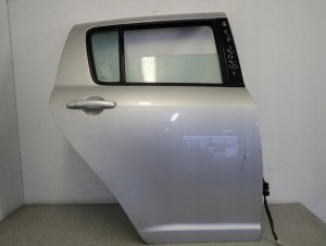 SUZUKI SWIFT 5d MK6 04-09 DRZWI TYLNE PRAWE ZCC