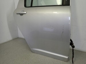 SUZUKI SWIFT 5d MK6 04-09 DRZWI TYLNE PRAWE ZCC 3/12 MINIATURA