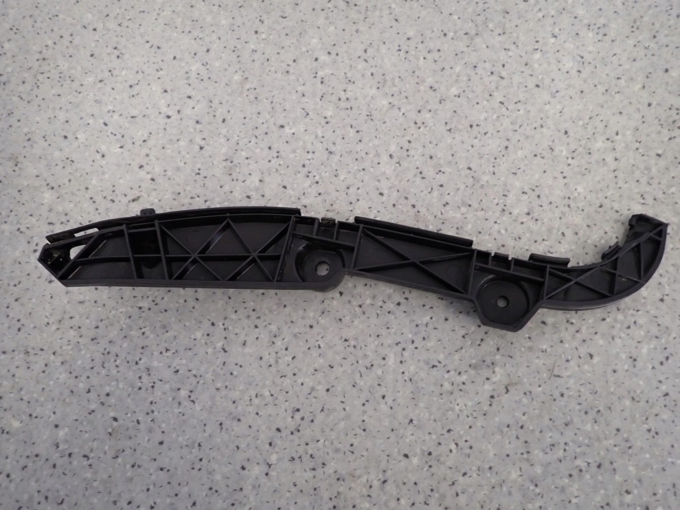 TOYOTA COROLLA VERSO 04-07 ŚLIZG TYLNY LEWY NA BŁOTNIK 4/7