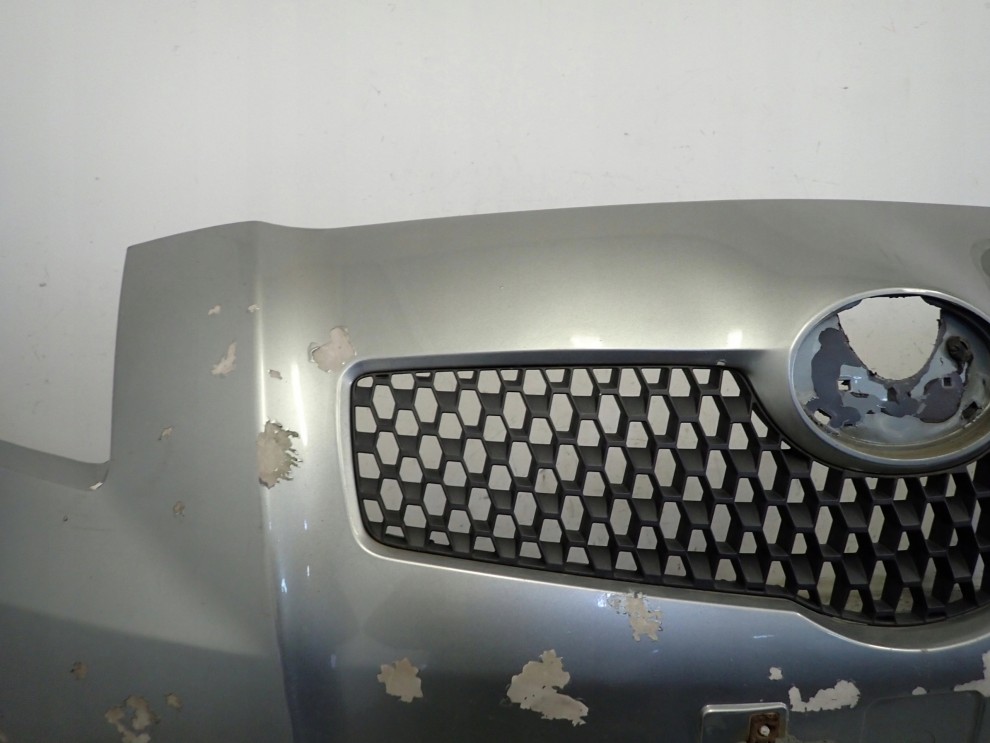 TOYOTA YARIS II 06-09 ZDERZAK PRZEDNI 9/16