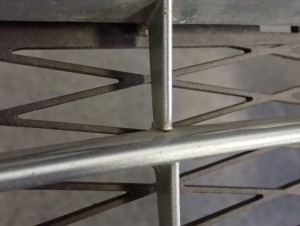 TOYOTA YARIS II 06-09 ZDERZAK PRZEDNI 12/16 MINIATURA