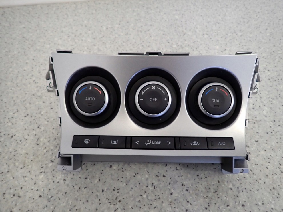 MAZDA 3 MAZDA3 BL 08- PANEL STEROWANIA NAWIEWEM AUTOMAT 1/7