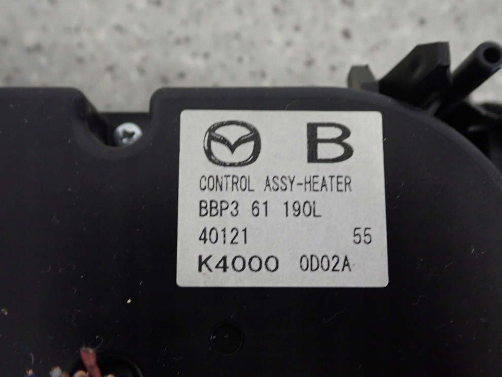 MAZDA 3 MAZDA3 BL 08- PANEL STEROWANIA NAWIEWEM AUTOMAT 6/7