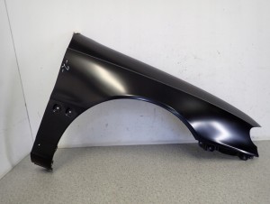 HYUNDAI ELANTRA 94-95 BŁOTNIK PRZEDNI PRAWY NOWY 1/6 MINIATURA