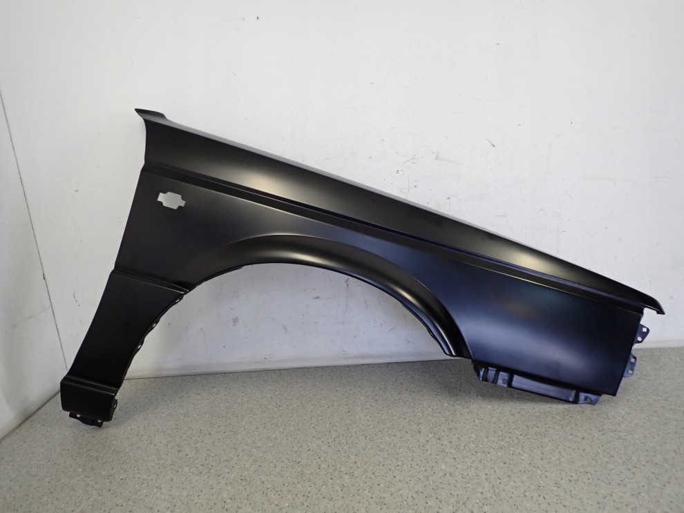 NISSAN SUNNY B12 KOMBI 86-88 BŁOTNIK PRZEDNI PRAWY NOWY 1/4