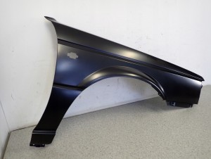 NISSAN SUNNY B12 KOMBI 86-88 BŁOTNIK PRZEDNI PRAWY NOWY 2/4 MINIATURA