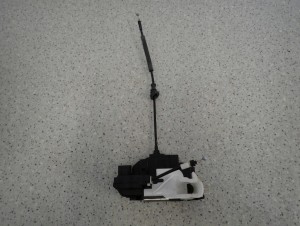 KIA CEED HB 06-12 ZAMEK DRZWI PRZEDNI LEWY KOMBI HATCHBACK