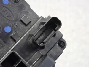 KIA CEED HB 06-12 ZAMEK DRZWI PRZEDNI LEWY KOMBI HATCHBACK 4/6 MINIATURA