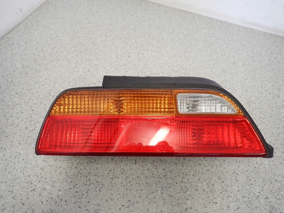 HONDA LEGEND COUPE 92-96 LAMPA TYLNA LEWA 2/6