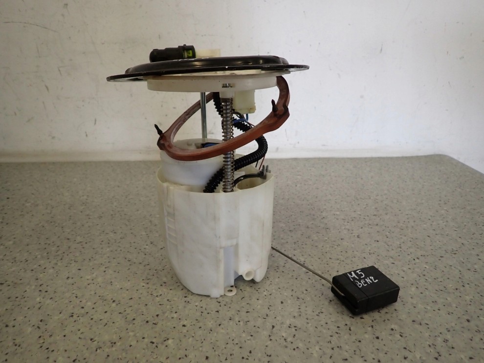 MAZDA 5 2.0i 05-10 POMPA PALIWA PŁYWAK 3/6