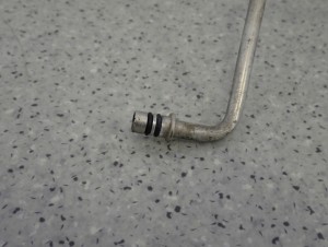 TOYOTA AVENSIS T25 2.2 D4D 04-09 PRZEWÓD KLIMATYZACJI CIENKI DŁUGI 5/8 MINIATURA