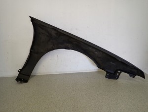 HONDA ACCORD II SEDAN 82-85 BŁOTNIK PRZEDNI LEWY 6/7 MINIATURA