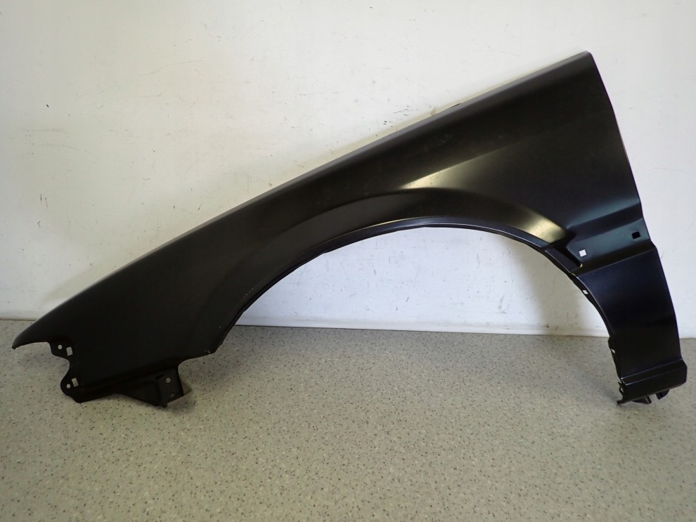 HONDA ACCORD III CA SEDAN 85-89 BŁOTNIK PRZEDNI LEWY 1/7