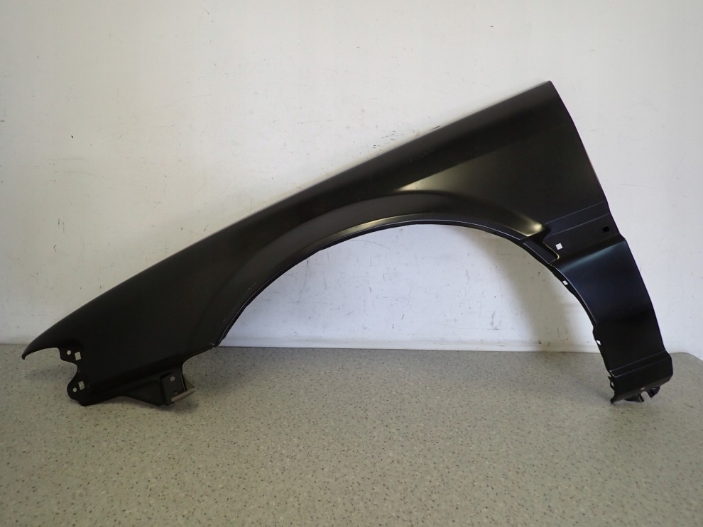 HONDA ACCORD III CA SEDAN 85-89 BŁOTNIK PRZEDNI LEWY 2/7