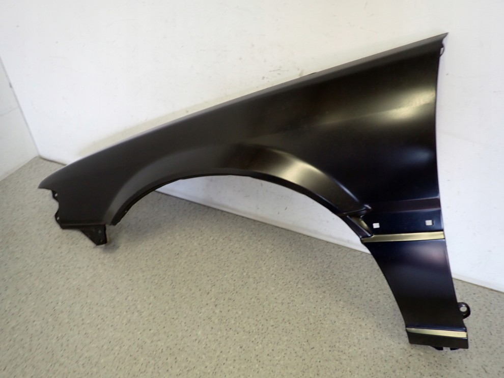 HONDA ACCORD III CA SEDAN 85-89 BŁOTNIK PRZEDNI LEWY 5/7