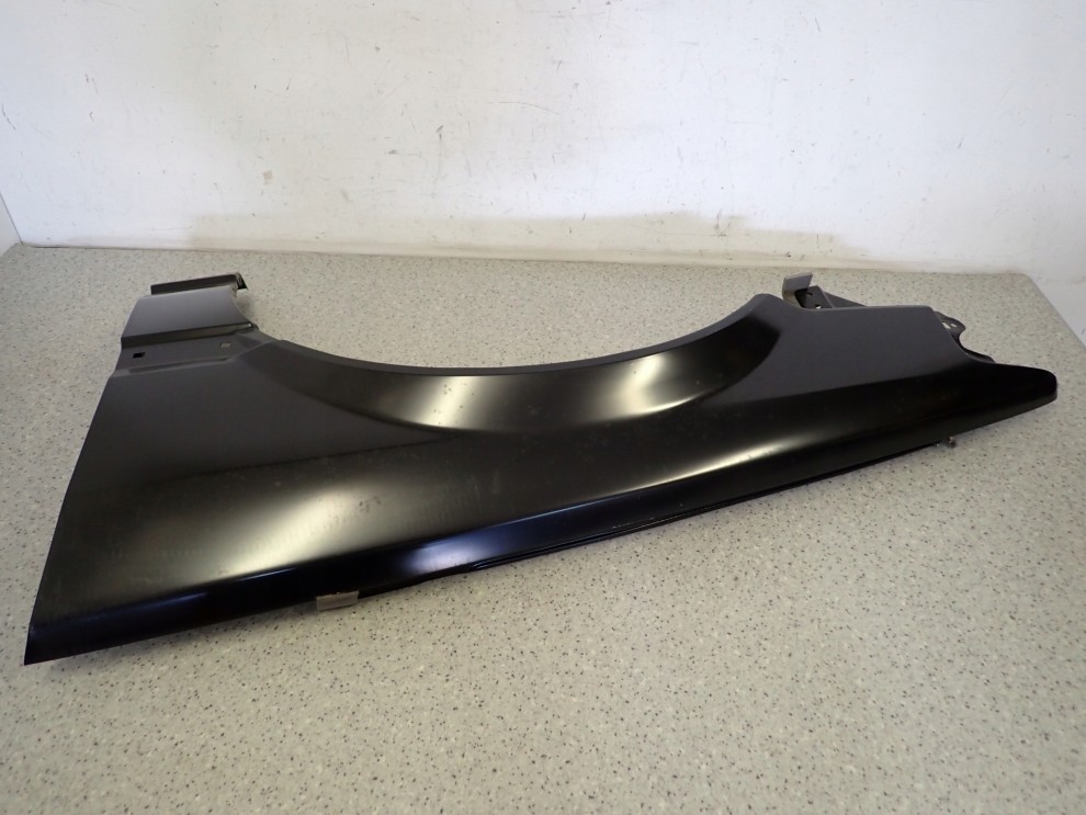 HONDA ACCORD III CA SEDAN 85-89 BŁOTNIK PRZEDNI LEWY 6/7