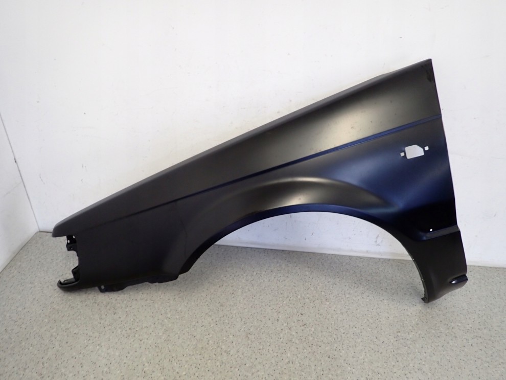 MAZDA 323 BF 85-87 BŁOTNIK PRZEDNI LEWY 2/5