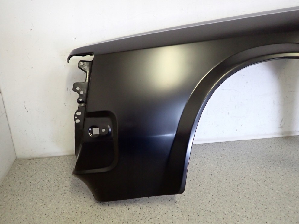 NISSAN CHERRY N12 1982-1986 BŁOTNIK PRZEDNI LEWY 3/11