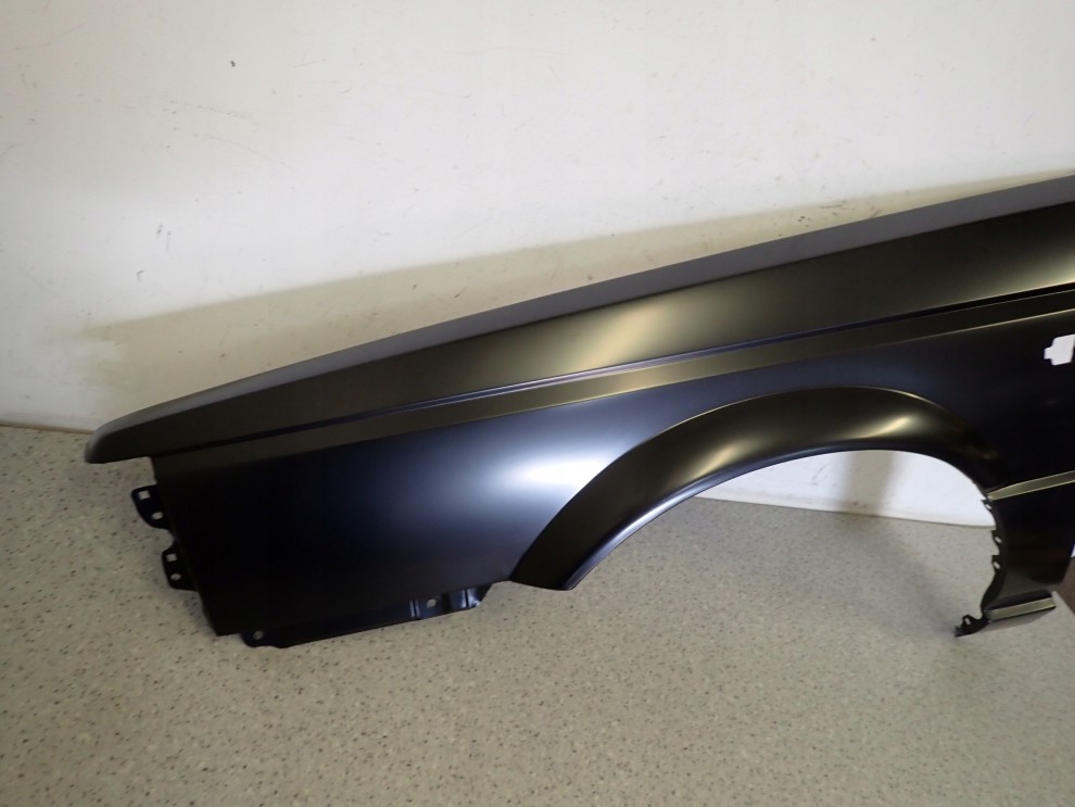 NISSAN SUNNY B12 KOMBI SEDAN 86-88 BŁOTNIK PRZEDNI LEWY NOWY 7/10