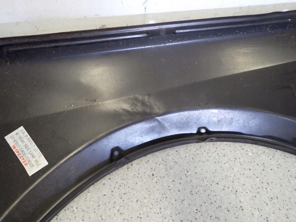 NISSAN BLUEBIRD B12 86-90 BŁOTNIK PRZEDNI LEWY NOWY 11/13