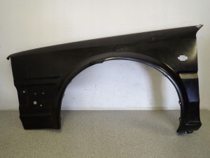 NISSAN BLUEBIRD B12 86-90 BŁOTNIK PRZEDNI LEWY NOWY