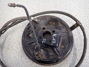 NISSAN MICRA K13 10- TARCZA KOTWICZNA TYLNA LEWA SZCZĘKI 4/4 MINIATURA