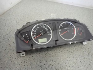 NISSAN ALMERA N16 1.5 DCI ZEGARY LICZNIK EUROPA 3/8 MINIATURA