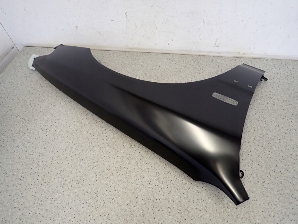 HONDA ACCORD V 95-98 BŁOTNIK PRZEDNI PRAWY 3/4