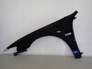 HONDA ACCORD V 95-98 BŁOTNIK PRZEDNI PRAWY 4/4 MINIATURA