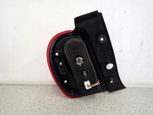 NISSAN MICRA K13 LIFT 14- LAMPA TYLNA PRAWA LED 6/6 MINIATURA