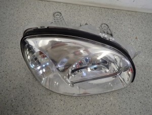 HYUNDAI SANTA FE 00-06 LAMPA PRZEDNIA PRAWA REFLEKTOR PRAWY 5/7 MINIATURA