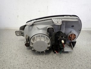 HYUNDAI SANTA FE 00-06 LAMPA PRZEDNIA PRAWA REFLEKTOR PRAWY 6/7 MINIATURA