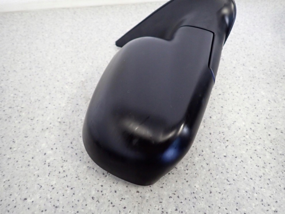 HYUNDAI SANTA FE 01-05 LUSTERKO PRAWE 3 PIN 7/8