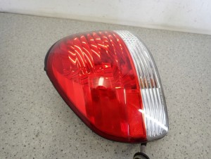 HYUNDAI SANTA FE LIFT 03-06 LAMPA TYLNA LEWA 4/7 MINIATURA