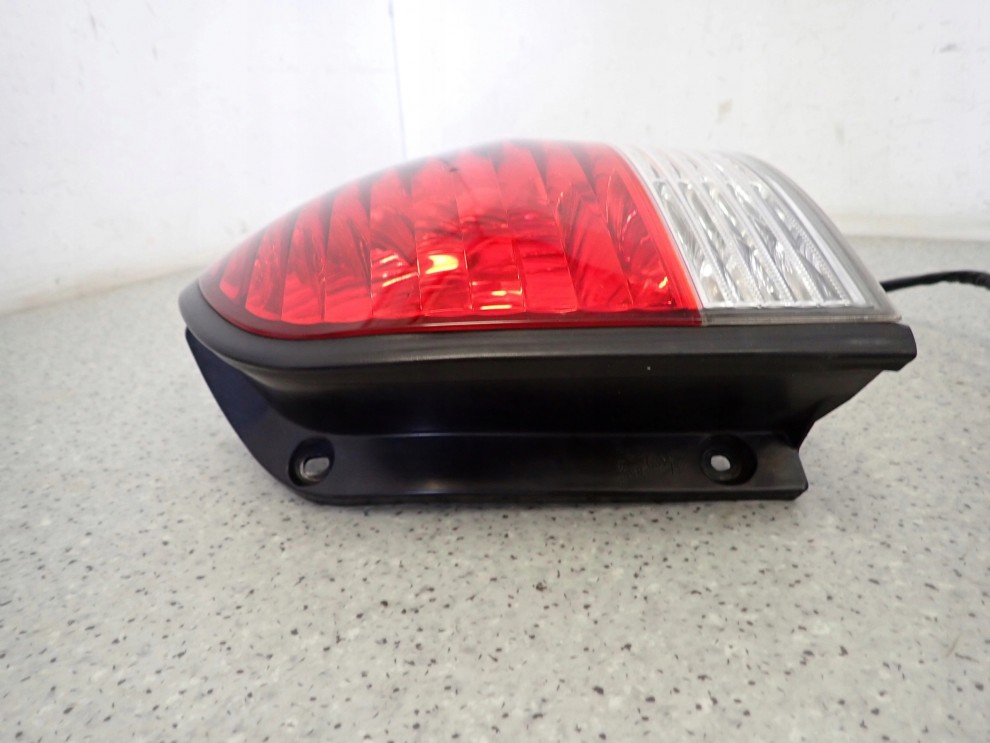 HYUNDAI SANTA FE LIFT 03-06 LAMPA TYLNA PRAWA 4/7