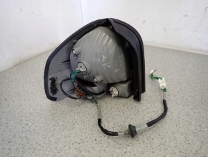 HYUNDAI SANTA FE LIFT 03-06 LAMPA TYLNA PRAWA 6/7 MINIATURA