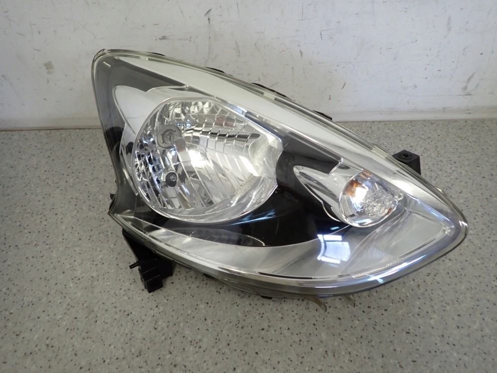NISSAN MICRA K13 LIFT 13- REFLEKTOR PRAWY LAMPA PRZEDNIA PRAWA 1/8