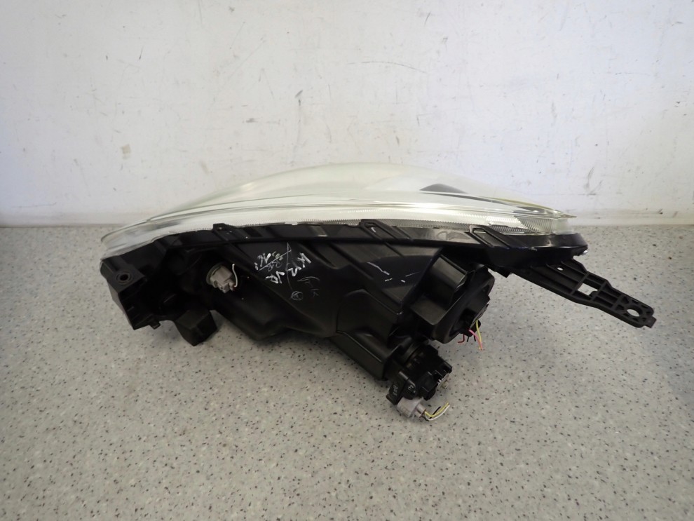 NISSAN MICRA K13 LIFT 13- REFLEKTOR PRAWY LAMPA PRZEDNIA PRAWA 6/8