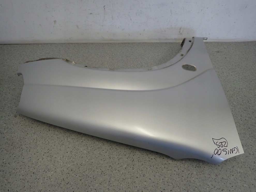 SUZUKI IGNIS I 00-03 BŁOTNIK PRZEDNI PRAWY Z2S 7/9