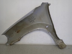 SUZUKI IGNIS I 00-03 BŁOTNIK PRZEDNI PRAWY Z2S 9/9 MINIATURA