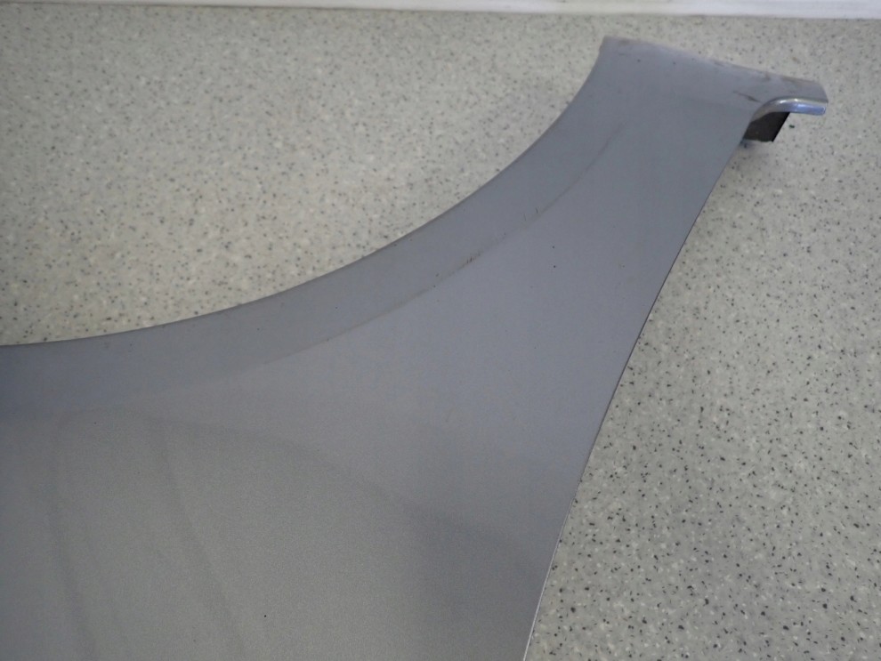 SUZUKI SWIFT MK7 10-16 BŁOTNIK PRZEDNI PRAWY ZCD 12/13