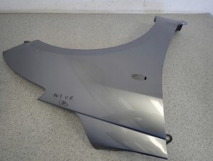 SUZUKI SWIFT MK7 10-16 BŁOTNIK PRZEDNI PRAWY ZCD 9/13 MINIATURA